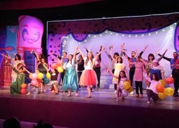 مسرح الطفل وسيلة فعالة للتعليم والتثقيف