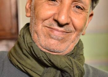 أسرة إضاءات تتقدم بالتعازي الحارة من المخرج العالمي الجزائري يوسف بن غانم بوفاة والده