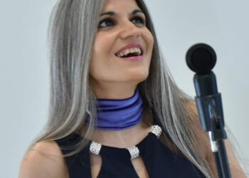 مغنية الأوبرا اللبنانية العالمية تارا المعلوف لإضاءات: “تحلوا بالصبر وأبقوا الأمل في قلوبكم! الأزمات التي نمر فيها سوف نتخطاها!”