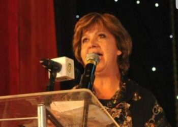 شادية زيتون تكتب سكون عرض الجمال والفلسفة