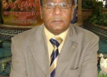 الشاعر عزت الطيري يكتب خذيني