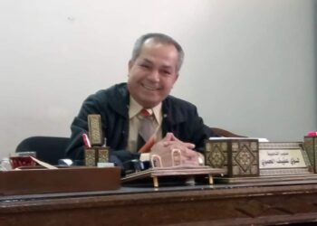 الشاعر لؤي الحموي يكتب تحيا التي تقول للشمس هاانذا!