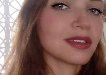 فراشة الموشحات الأندلسية الشاعرةسارة عبد  الرحمن في حوار حول ديوانها وأعمالهاومواهبها