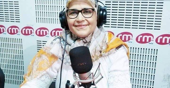 سهيلة بن حسين حرم حمادتكتب دراسةفي لم ينته الدرس مذكرات مربية للأديبة التونسية حسيبة صنديد