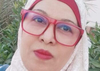 إلهاء ابو بكر أحمد يكتب رسائل مبعثرة