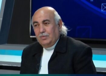 حسين الذكر يكتب غني شهد مدرب يواجه العاصفة