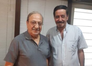 الفنان والكاتب الدرامي أحمد السيد يرد على الإساءة التي أطالته بـ علاقته الطيبة مع الفنان الكبير دريد لحام