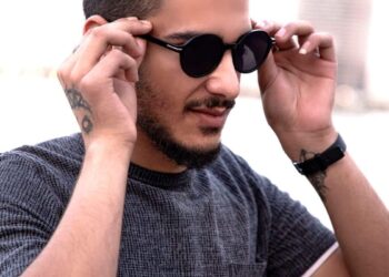 الخبير التكنولوجي معضاد خير يوضح كيفية حماية حسابات التواصل من الإختراق في الأعياد