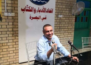 صراع على العرش قصة قصيرة بقلم الكاتب محمد عباس الغزي العراق