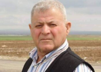 بالتواضع تعمر القلوب بقلم الكاتب أحمد لفته علي العراق