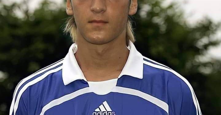 قصة نجم لامع مسعود اوزيل بقلم سعد ابوذر