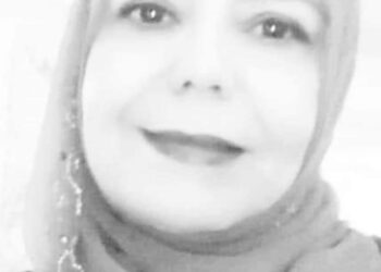 إشراف الرمضاني تكتب مد بندقيته لابنه