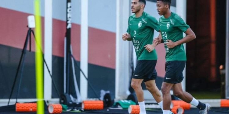 الغنام والدوسري يعودان إلى الأخضر بالخاصة متابعة سعد أبو ذر العراق