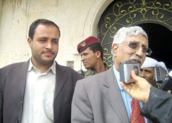 الشاعر ابوعزام حميد القاصي يكتب إلى روح ضمير اليمن الثقافي وعميد الفكر والشعر والأدب الدكتور عبد العزيز المقالح