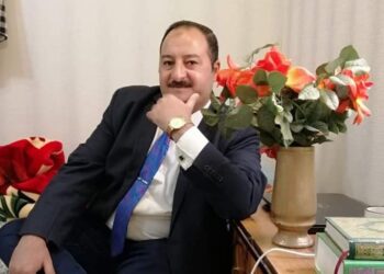 رحماك نار الشوق نقد لقصيدة صفية الدغيم بقلم مدحت عبد الجواد