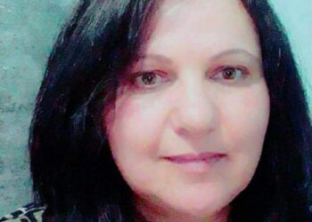 نجاح هوفاك تكتب حنين معلن