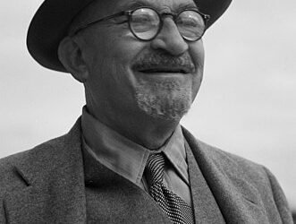 في مثل هذا اليوم 9 نوفمبر1952م.. بقلم سامح جميل..