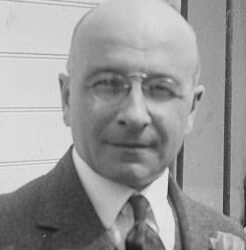 في مثل هذا اليوم 5 نوفمبر1944م.. بقلم سامح جميل..