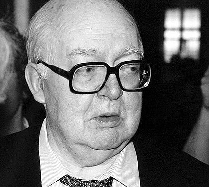 في مثل هذا اليوم 14 ديسمبر1990م..بقلم سامح جميل..