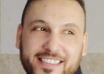 ديفيد فوريست يطيح ب رونالدو بقلم حازم محمد العراق