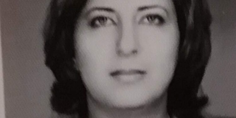 الشاعرة منى الخليفي تفوز في مسابقة بوح الصورة بقصيدة موعد تحت المطر