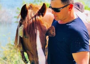 الفنان جمال نصار جمال الظاهر مخرج المعارك في الدراما السوريةترجل عن جواده