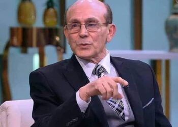 الفنان محمد صبحي هنا دمشق من القاهرة