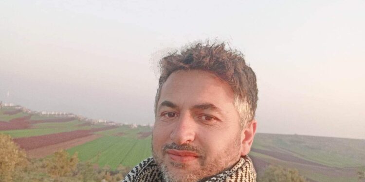 خصمي ومني بقلم الشاعر عمر عبد الكريم فلاحة سورية