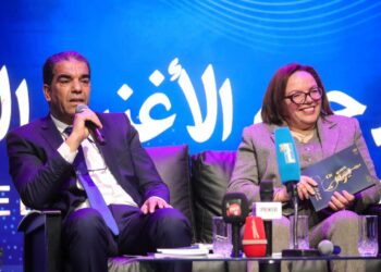 نجوم الأغنية العربية والتونسية ستكون حاضرة في مهرجان الأغنية التونسية تحت شعار الدنيا غناية من 7إلى 12مارس متابعة حافظ النيفر تونس