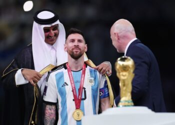 ميسي يفاجاالهلال بقرار ناري بشان الانتقال للفريق السعودي متابعة سعد جلاب العراق