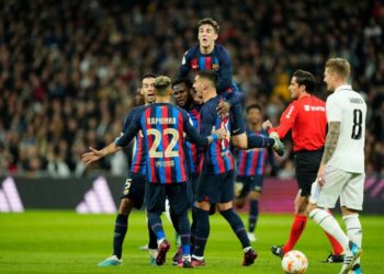 برشلونة والنجوم متابعة سعد جلاب العراق