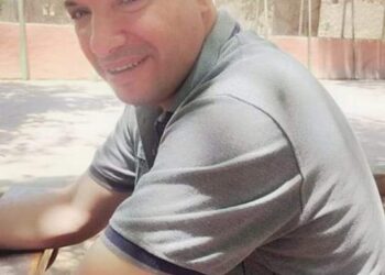 عجبي على حرفين بقلم د محمد عطية  مصر