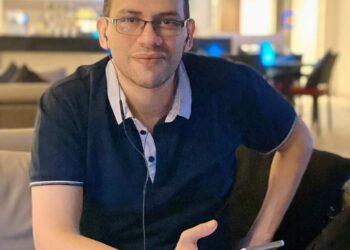 طبق سلطة بقلم الكاتب محمد الشحات