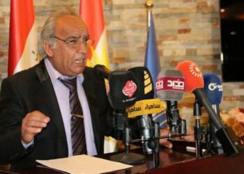 التواضع القيادي بقلم الأديب عصمت شاهين دوسكي العراق