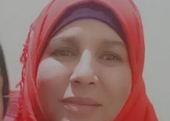 وردة شائكة بقلم الكاتبة حورية صالح قويدر