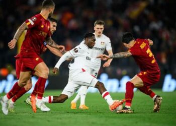 انتهت القمة المثيرة بين روماباير ليفركوزن متابعة سعد جلاب العراق