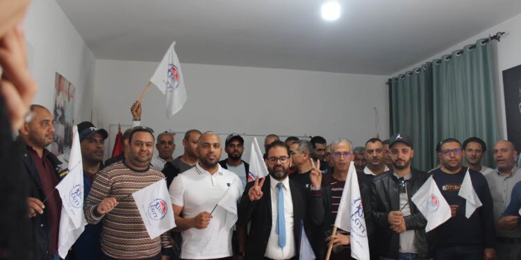 الأمين العام الكنفدرالية العامة التونسية للشغل محمد علي قيزة في عيد الشغل لاسبيل للخروج من الأزمة الإقتصادية والإجتماعية الا بحوار تشاركي وهذه مقترحاتنا بقلم حافظ النيفر تونس