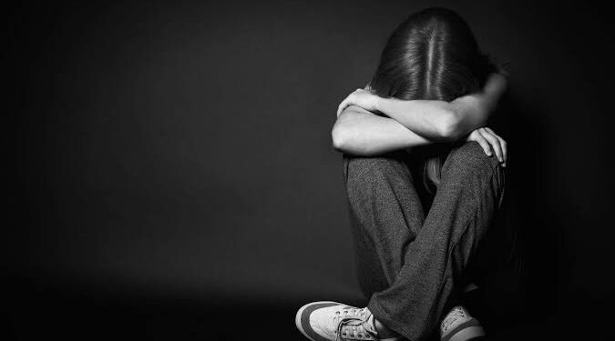 حزنٌ عابر اطياف الخفاجي بحر الهزج