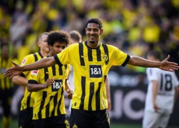 الدوري الالماني٠٠ فوز مهم لدورتمود متابعةسعد جلاب العراق