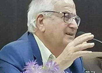 الساعة مازالت ترفض الزمن بقلم الكاتب والمخرج سالم الزيدي