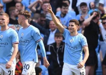 مان سيتي يتوج بلقب الدوري الانجليزي متابعة سعد جلاب العراق