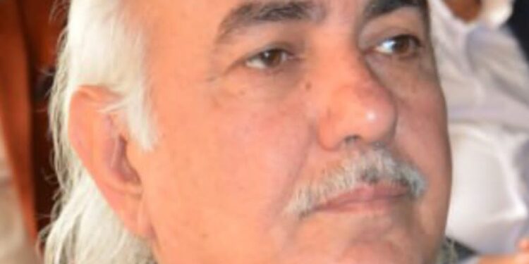 وفقا لمادلين اولبرايت  كيف يبدو الرئيس جروً لا عملاقا بقلم الكاتب حسين الذكر العراق