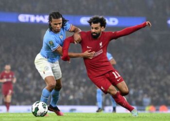 إصابة الهولندي ناثان آكي متابعة سعد جلاب العراق