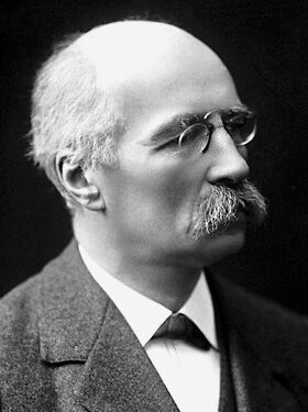 في مثل هذا اليوم 14 مايو1943م..