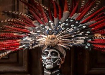 للحق وجوه كثيرة بقلم الكاتب عبد الرزاق احمد الشاعر