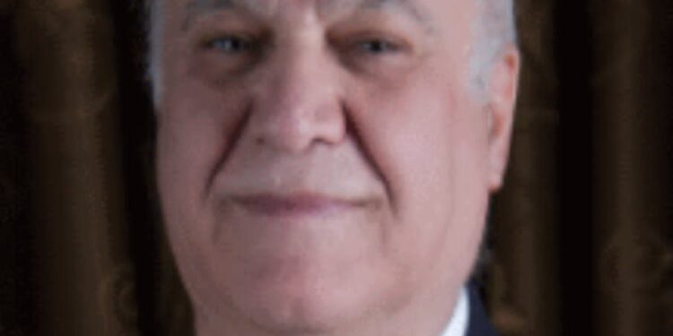 المستشار مظهر محمد صالح يقرأ حسين الذكر  وجهة نظر خاصة