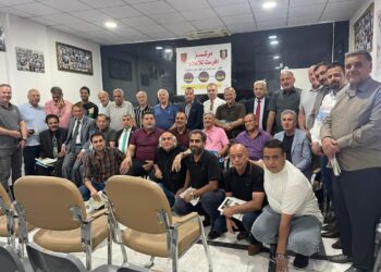 بحضور وتفاعل بهي الزملاء يحتفلون بتوقيع كتاب مونديال الدوحة بقلم الكاتب الصحفي حسين الذكر العراق