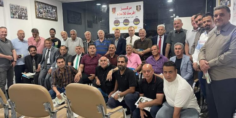 بحضور وتفاعل بهي الزملاء يحتفلون بتوقيع كتاب مونديال الدوحة بقلم الكاتب الصحفي حسين الذكر العراق