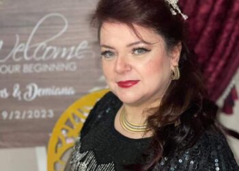 زهرة تشرين بقلم الكاتبة والشاعرة شروق لطيف