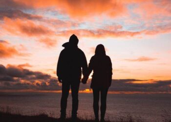 قالت وقال بقلم الشاعرة اطياف الخفاجي العراق